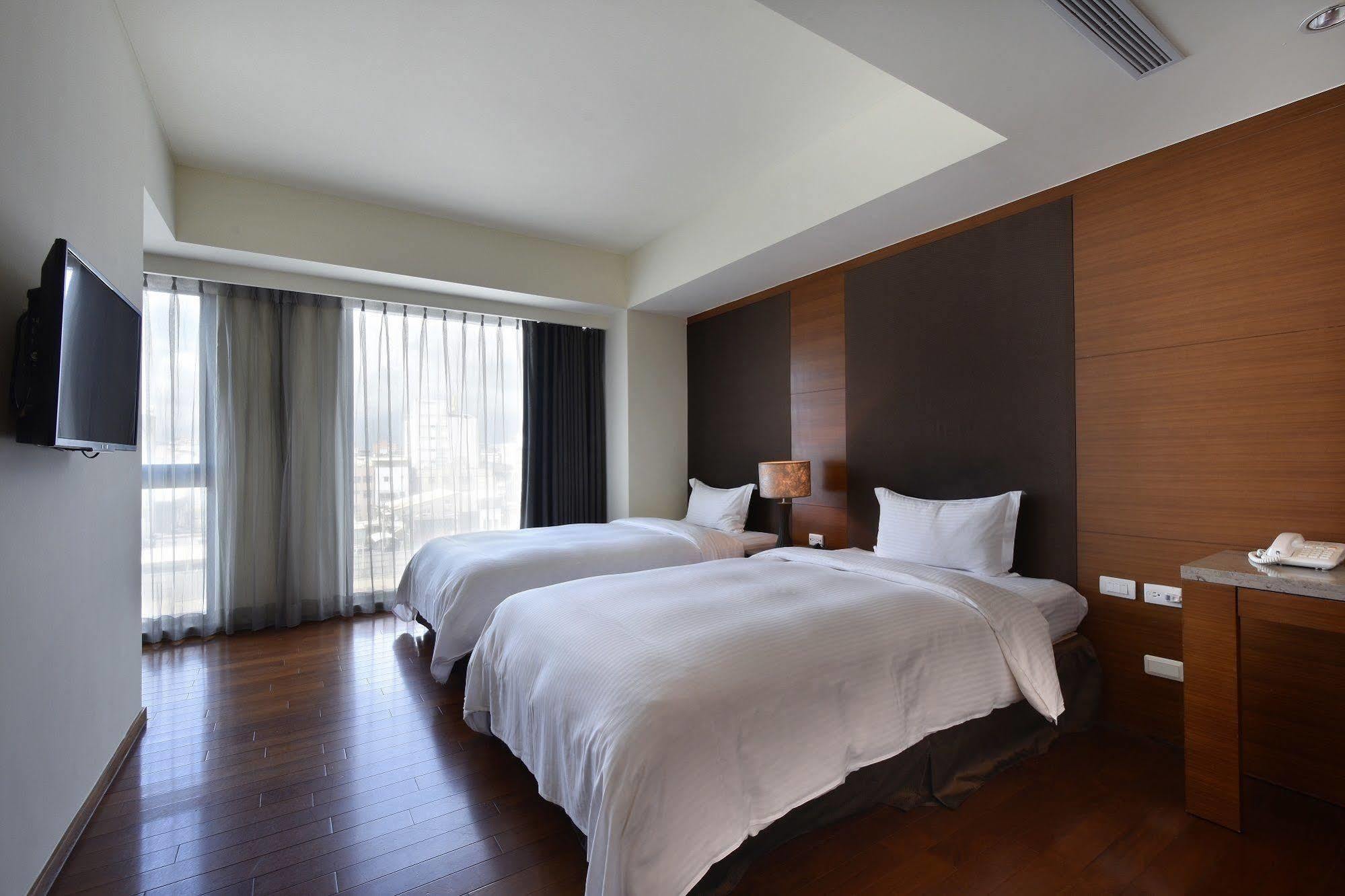 Fu Lyu Inn Hualien Extérieur photo